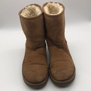 UGG Cozy Tan Shearling-Lined Boots.
